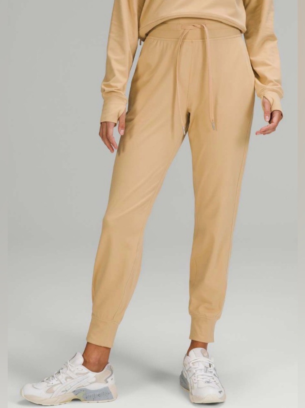 ✨💛 Lululemon Ready to Rulu‎ High Rise Jogger Butter Yellow Size 16 💛✨